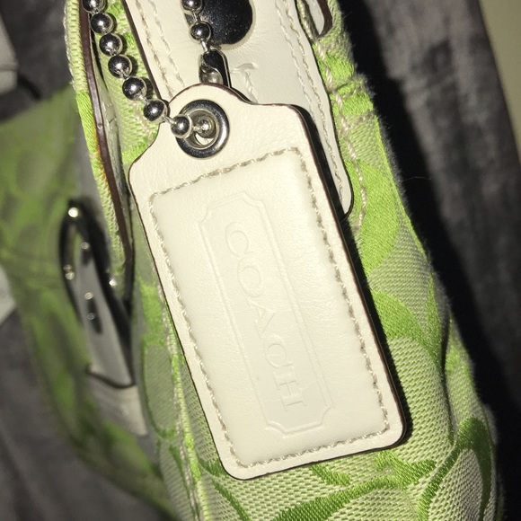 Coach Bag - Picture 3 of 5